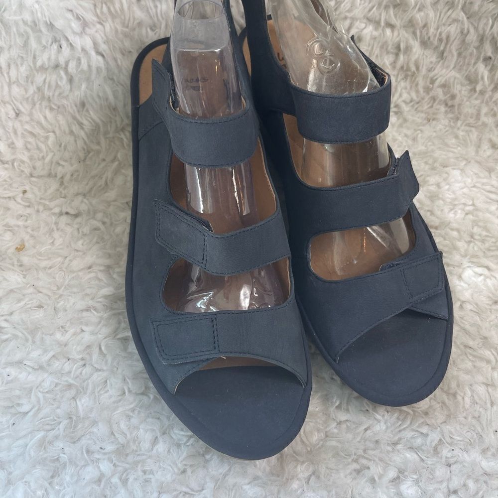 Clarks College Navy Blue Synthetic suede platform wedge straps Sandals Size 10W